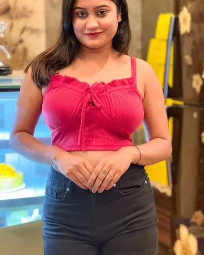 Call Girls Kaiserganj
